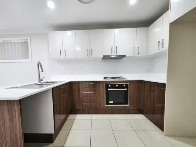 10a Crozier, EAGLE VALE House for rent Listed by Jasmin Smith.