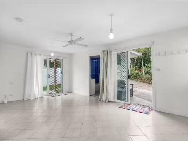 10a Boonamin Road, Port Macquarie House for rent Listed by Ni.