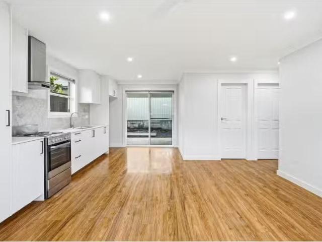 10A Fragar Road, SOUTH PENRITH House for rent Listed by Kayla.