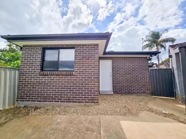 10a Mica Place, Eagle Vale Apartment for rent Listed by Hayle.