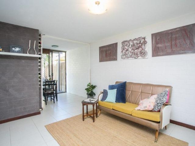 10B/19 Herdsman Parade, Wembley, WA 6014