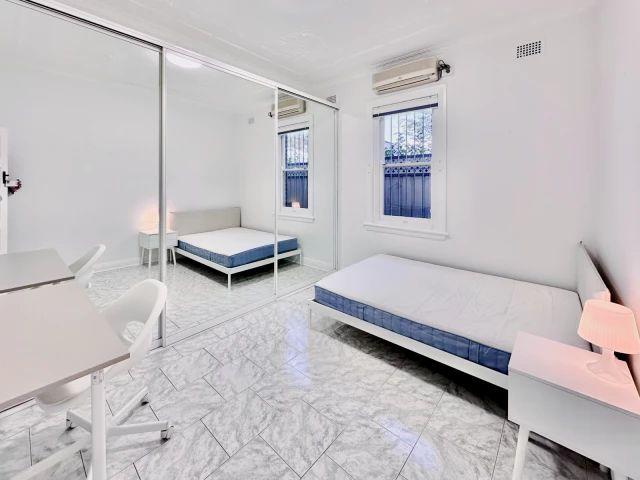 10B Borrodale Road, Sydney