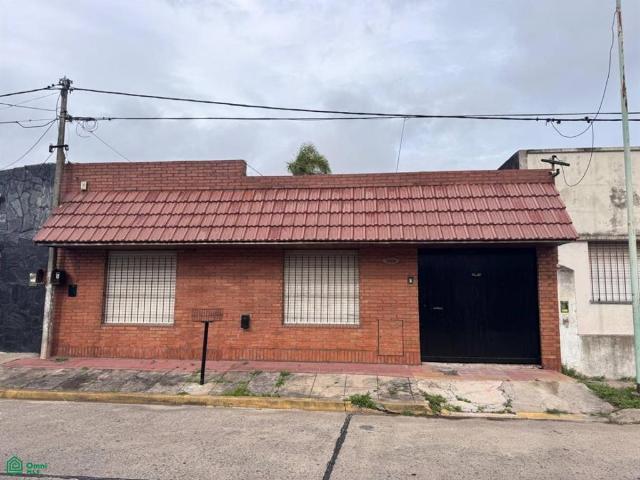 10bis e/511 y 512, Ringuelet Alquiler Casa 2 dormi