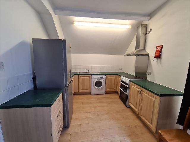 10c Park Road, Peterborough PE1, 2 bed flat to rent, £825 pcm | PrimeLocation
