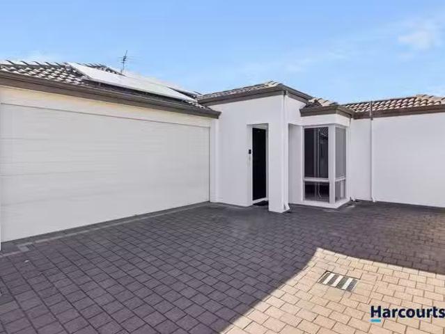 10c Roebuck Street, INNALOO, WA 6018 Unit for Rent
