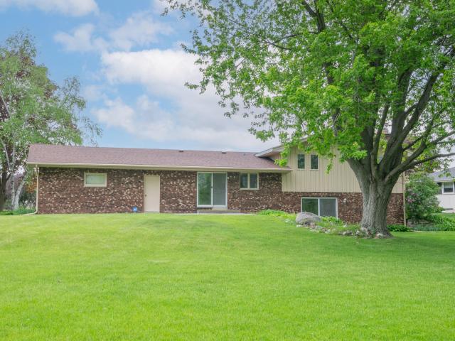 11040 N Riverland Ct