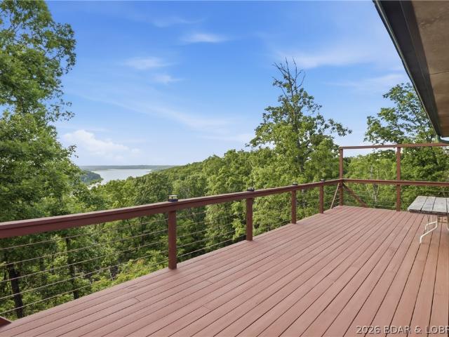 11045 Foothills Lane