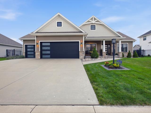 1104 Morningside Lane