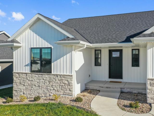 1104 bay mist drive