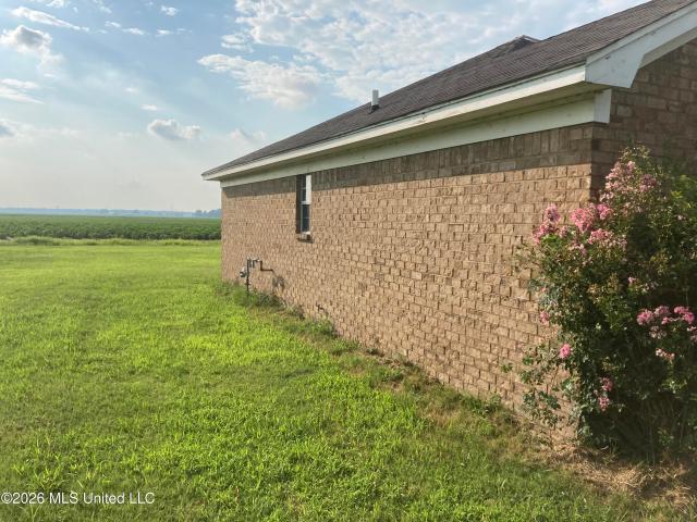 1104 Clover Leaf Circle