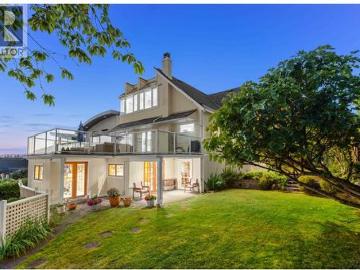 1104 Esquimalt Avenue, West Vancouver, BC, V7T 1K1 house for sale | Listing ID R3138 | Royal LePage