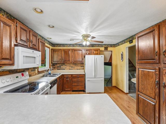 1104 Greenfield Road