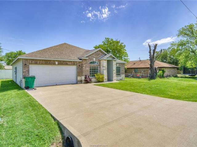 1104 Jennifer St, Madisonville, TX 77864 | MLS #26002