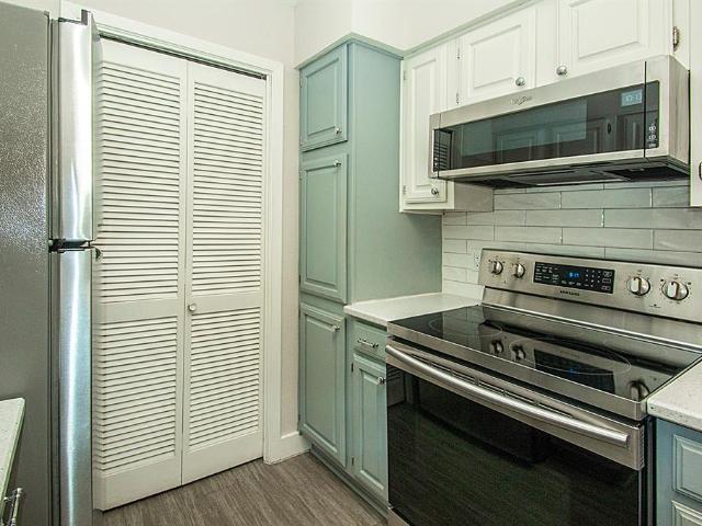 1104 Riverchase Ln, Unit 204, Arlington, TX 76011 | MLS #21258