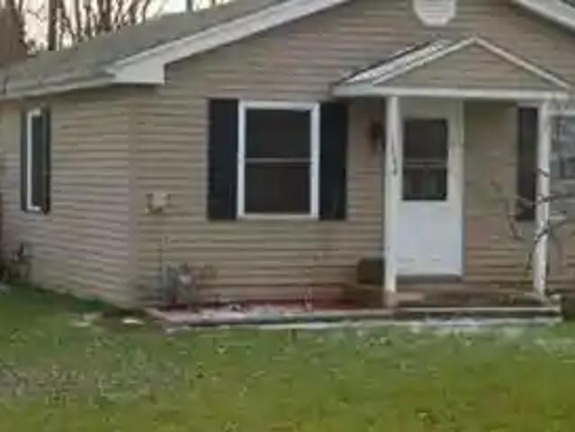 1104 Rood Ave, 2 beds, 1 full bath