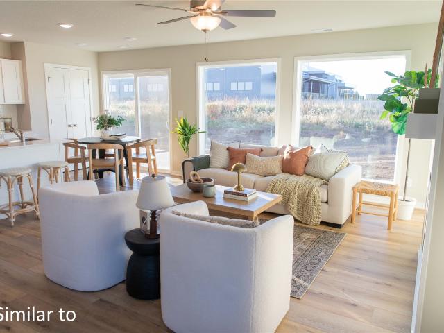 1104 Sunflower Lane