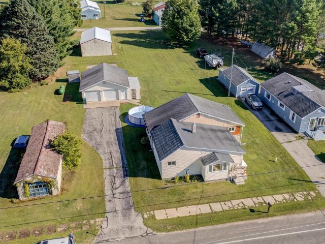 1104 S Co Rd 442 Road