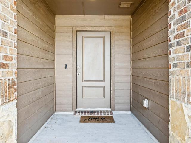 1104 Saddlehorn Drive