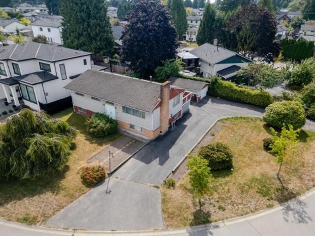 11050 Fuller Crescent N, Delta, BC, V4C 2E1 house for sale | Listing ID R3157 | Royal LePage