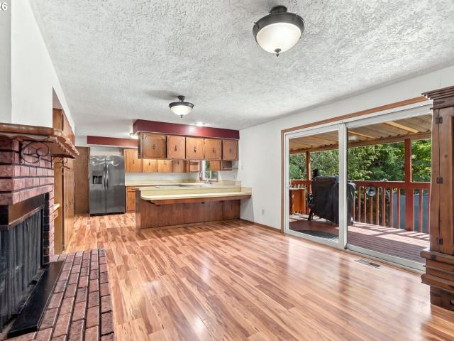 1105 NE 126TH ST