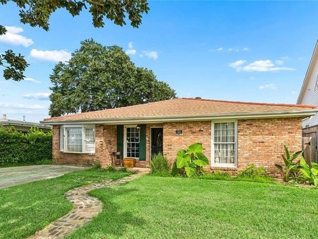 1105 Brockenbraugh Ct, Metairie, LA 70005