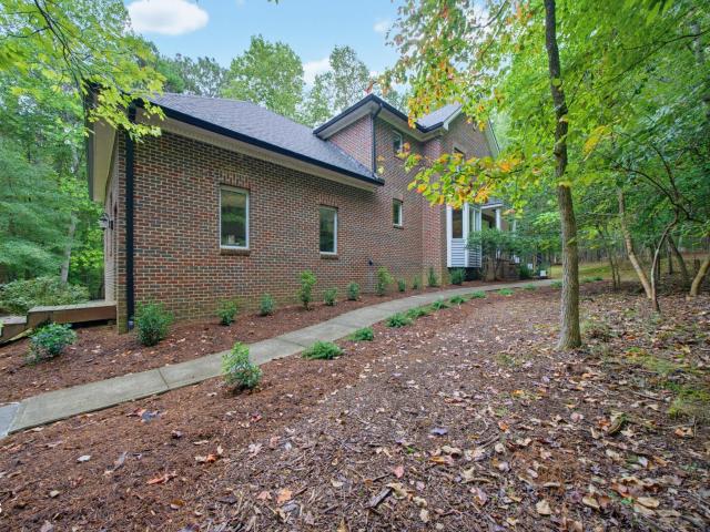 1105 Erins Way Lane