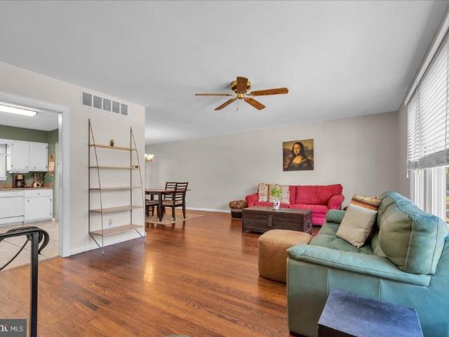 1105 Hudson Avenue