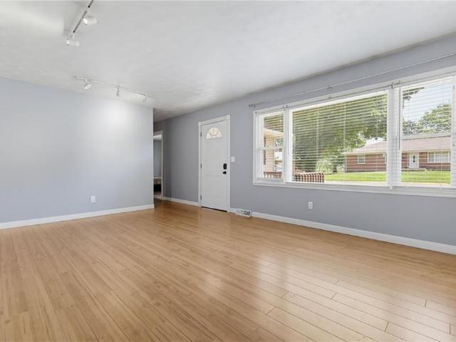 1105 Lake Manor Drive