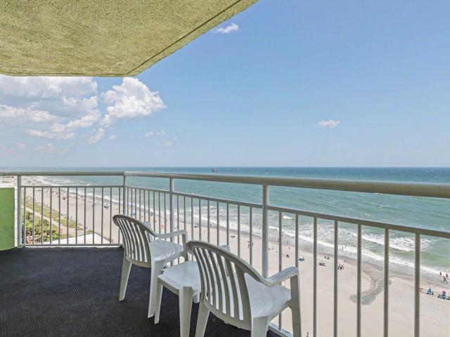 1105 S Ocean Blvd. 1102