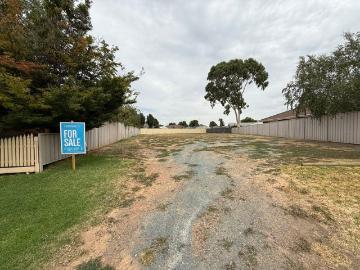 1105m2 Block in Mooroopna, Ready to build on!
