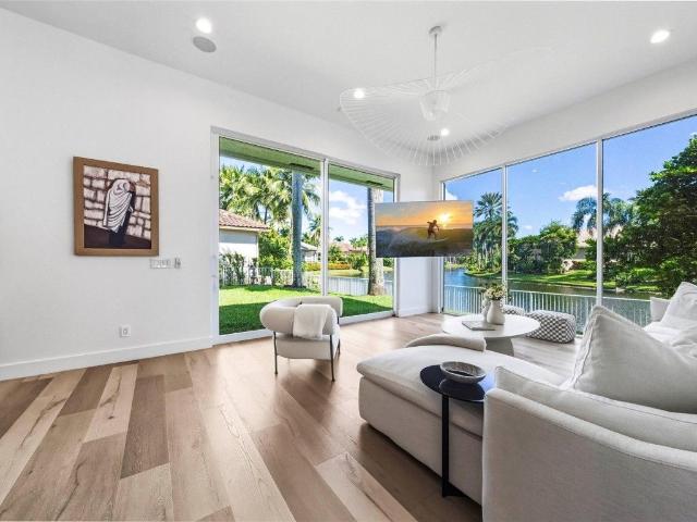 11064 Canary Island Court, Plantation, US, FL