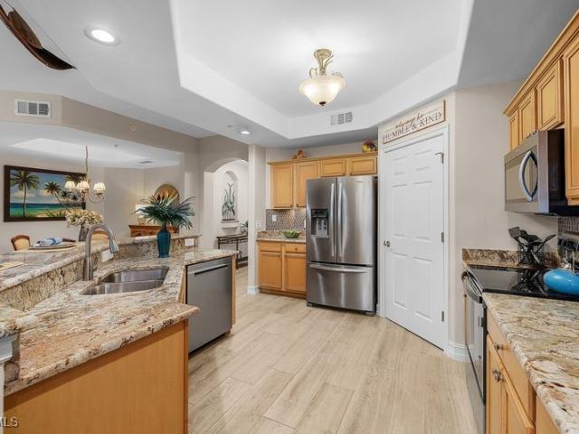 11065 Harbour Yacht Ct, Unit 101, Fort Myers, FL 33908 | MLS #225008