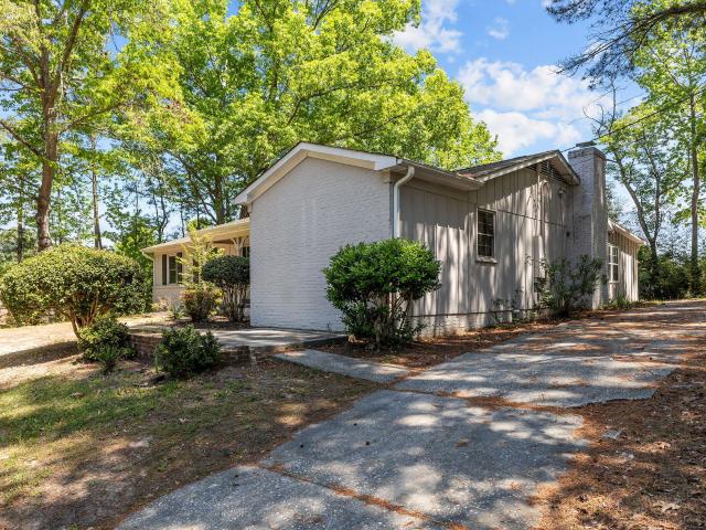 1106 Mohawk Avenue