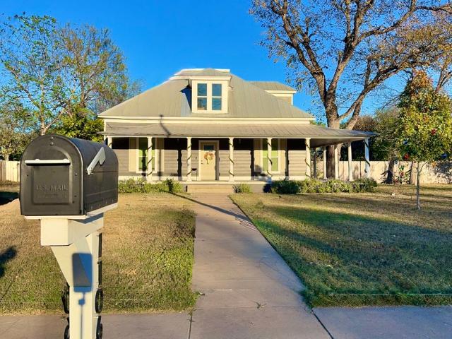1106 N High St, Uvalde, TX 78801 | MLS #1927
