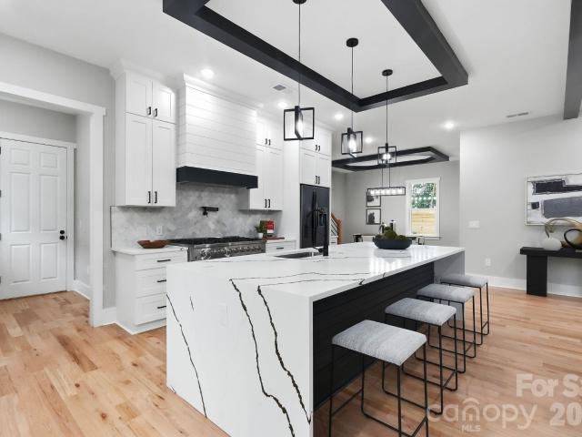 1106 Brookhurst Drive