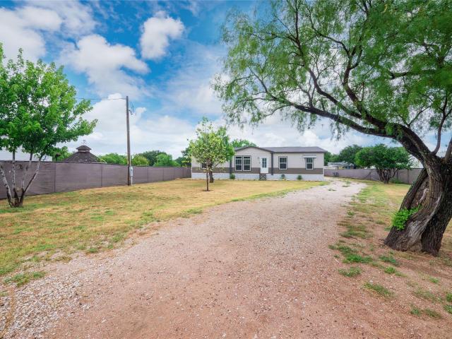 1106 Hi Line Dr