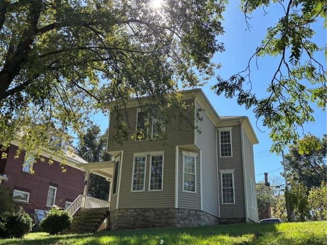1106 Parallel Street