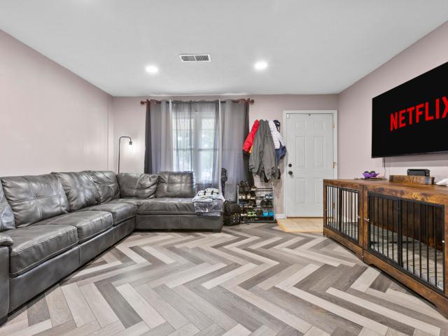 1106 Pocahontas Court