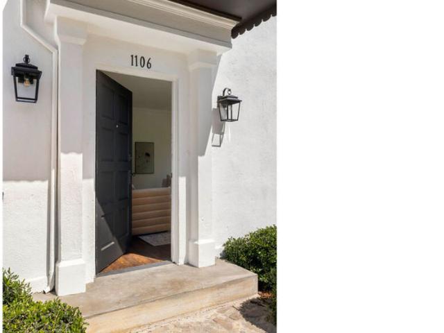 1106 South Cochran Avenue
