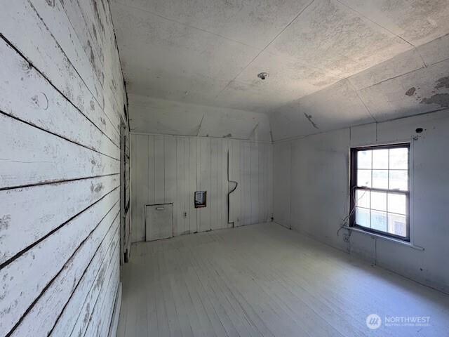 1106 W Chestnut Street