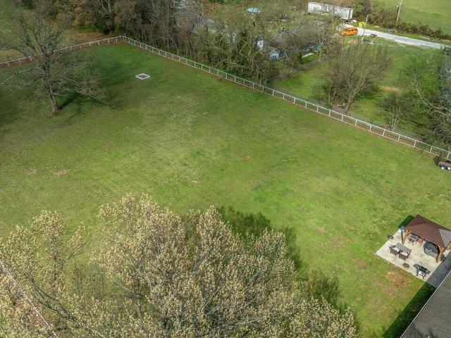 11074 Iris Road
