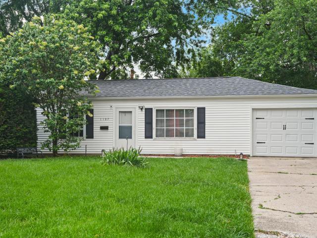 1107 N Highlands Drive