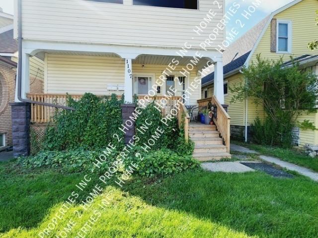 1107 Pierre Main Level in TriPlex