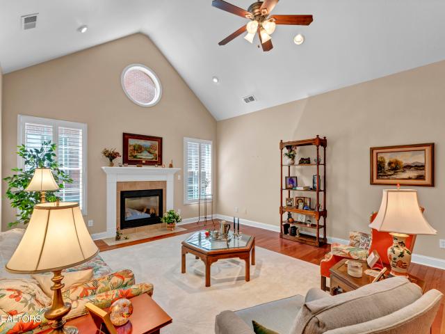 1107 Savannah Lane