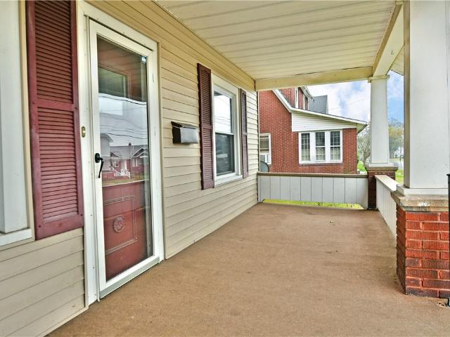 1107 W Ridge Ave