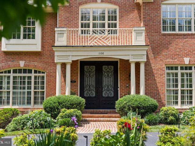 1108 Hobnail Court