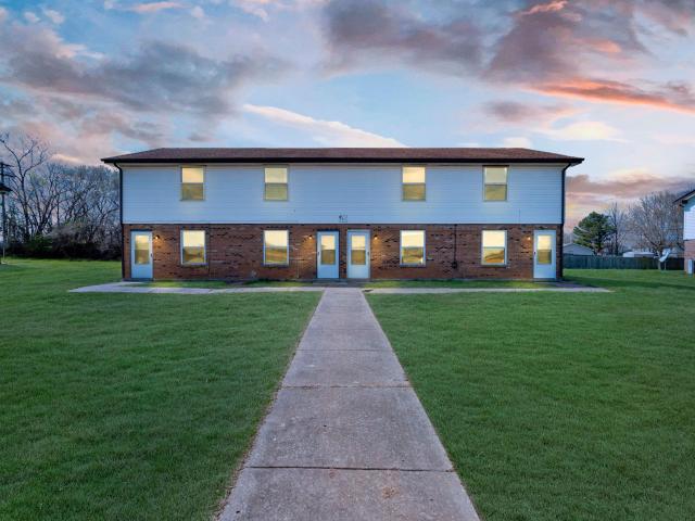1108 Pembroke Oak Grove Rd