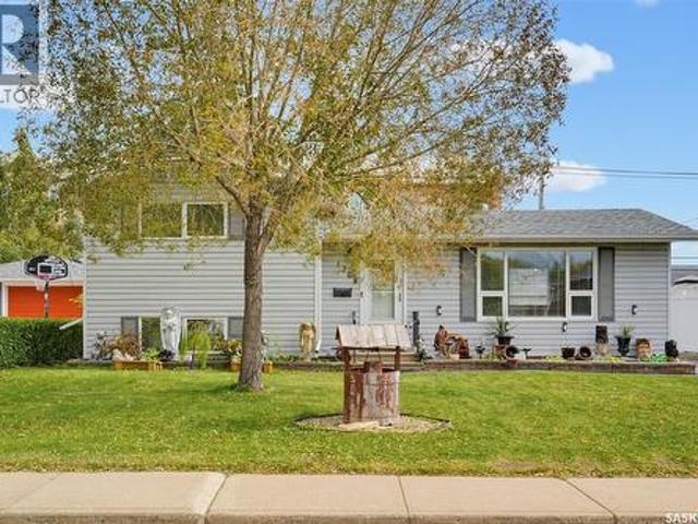 1108 Tiffin Crescent, Saskatoon, SK, S7L 3R3 house for sale | Listing ID SK050296 | Royal LePage