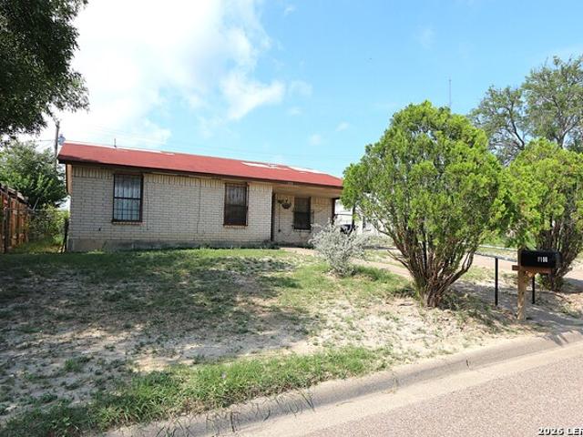 1108 Yoblanda Dr