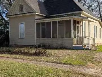 1108 1ST AVE, SELMA, AL 36703